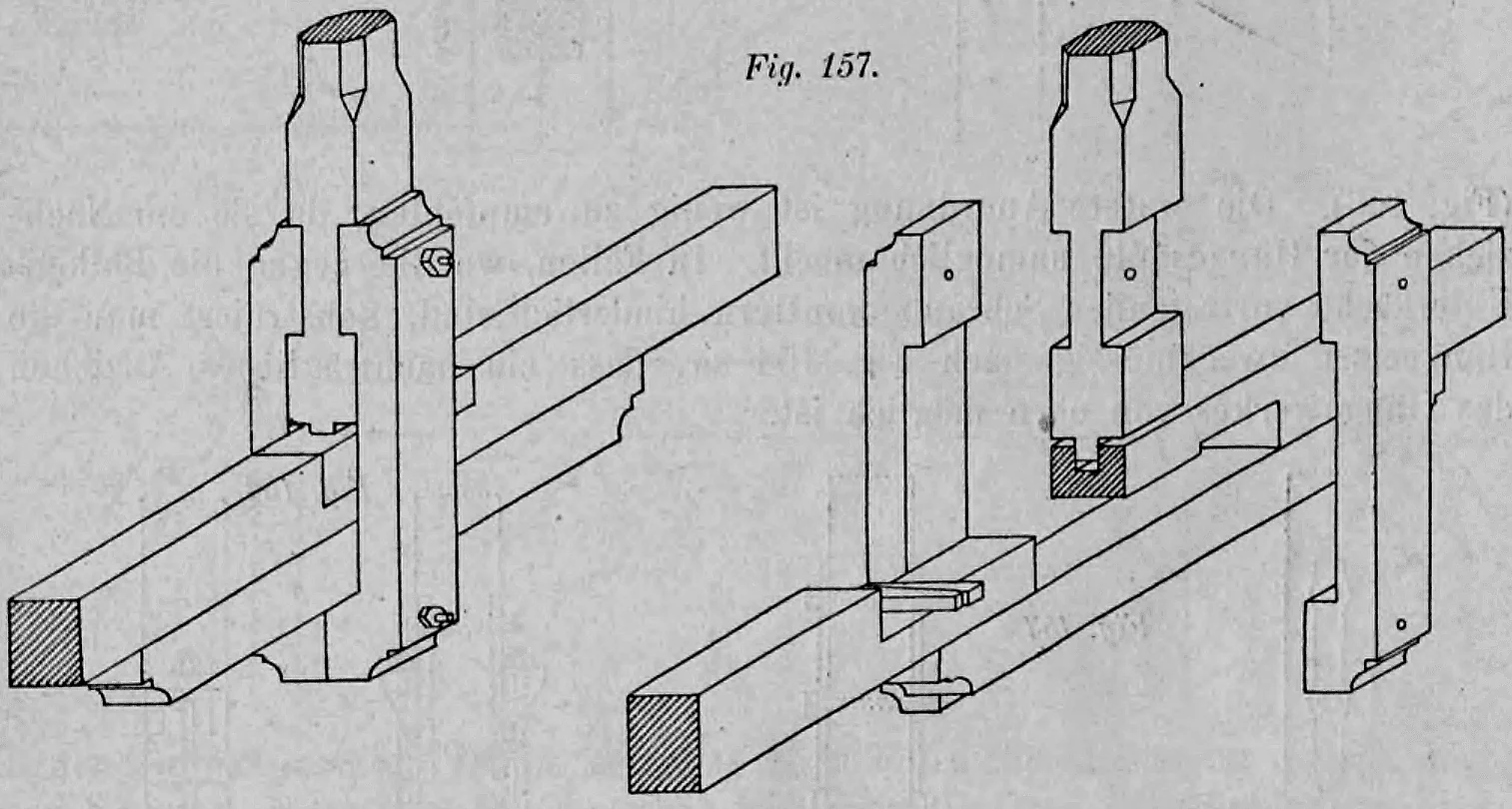 Fig. 157: Isometrische Explosionsdarstellung einer komplexen Holzverbindung zwischen Hängesäule und Balkenlagen.