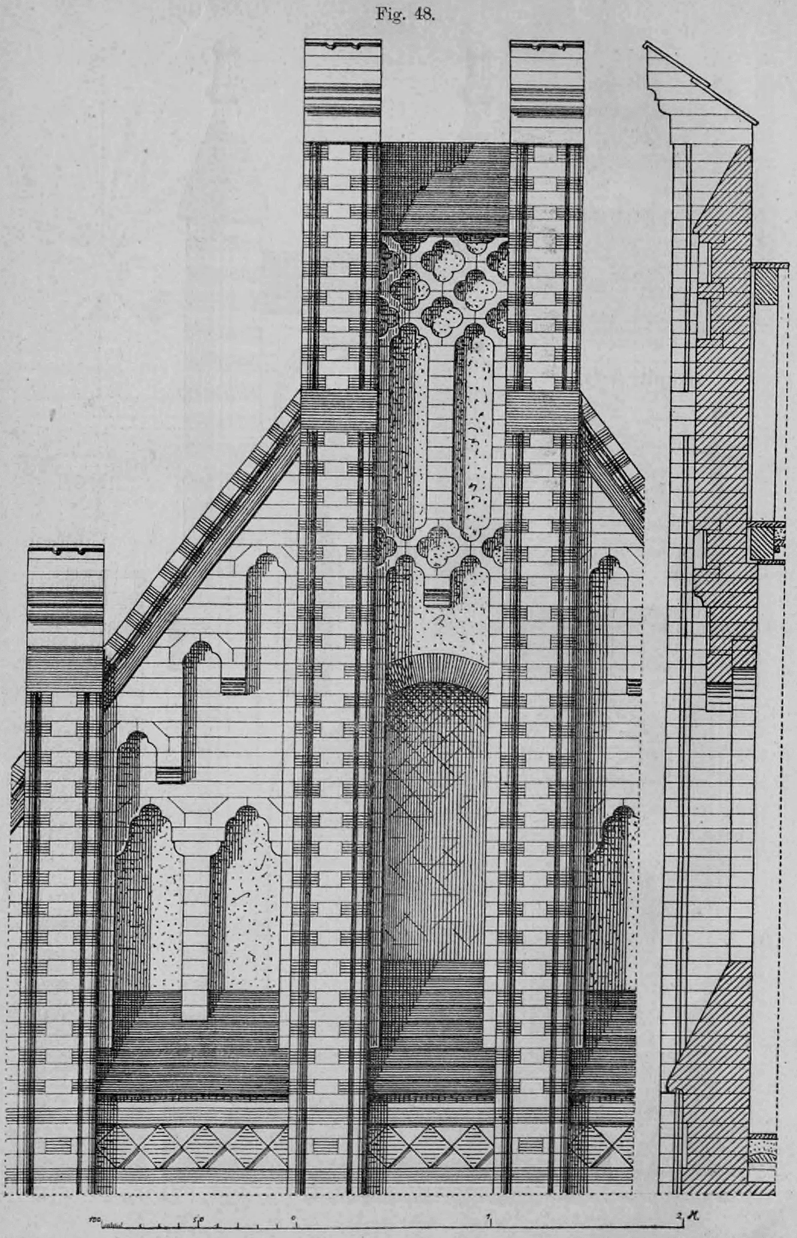 Architektonische Aufriss- und Schnittzeichnung des oberen Teils eines verzierten Backsteingiebels mit gotisierenden Blendmaßwerk-Nischen.