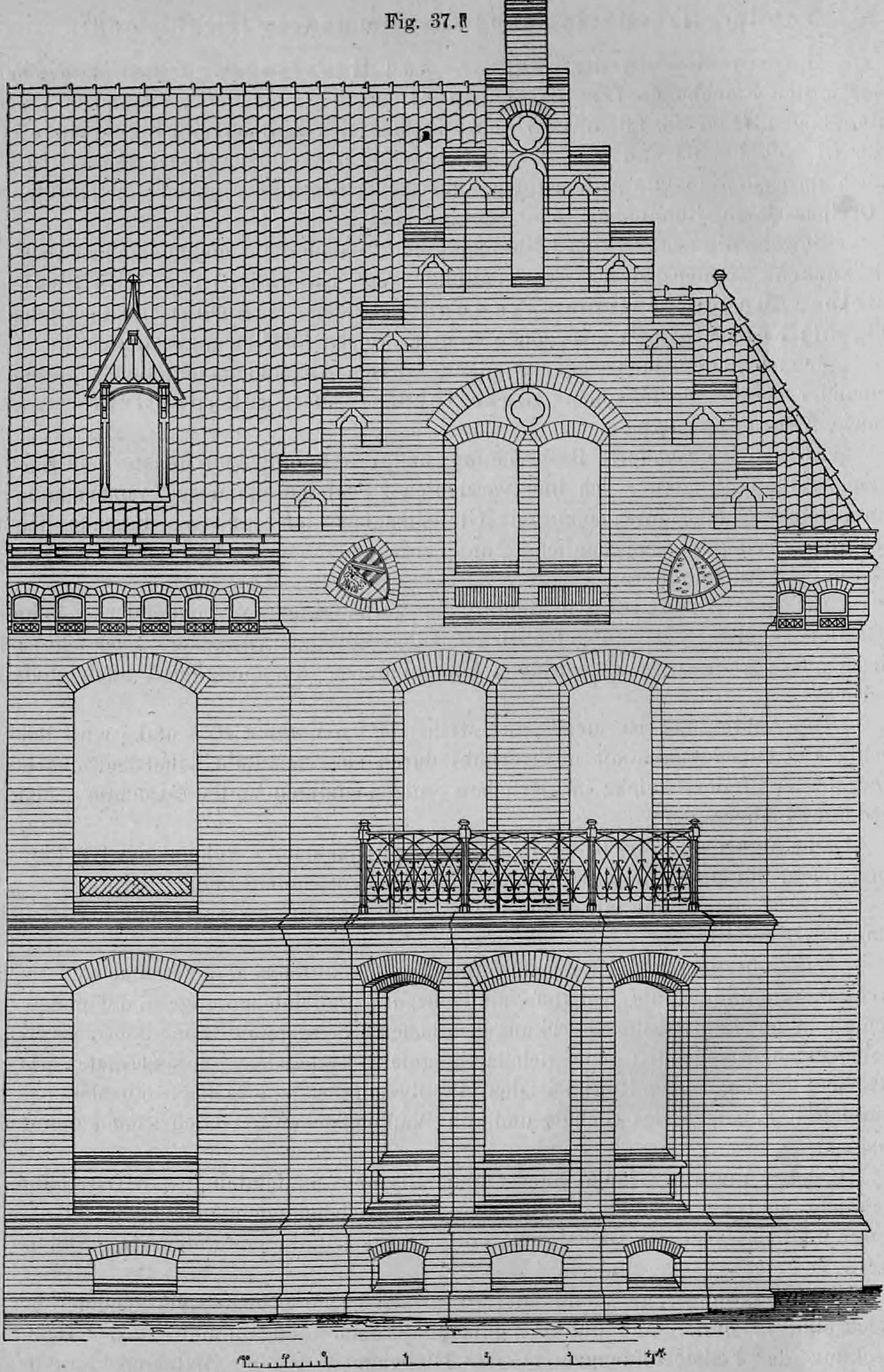 Fig. 37: Vorderansicht einer neogotischen Hausfassade mit markantem Staffelgiebel.