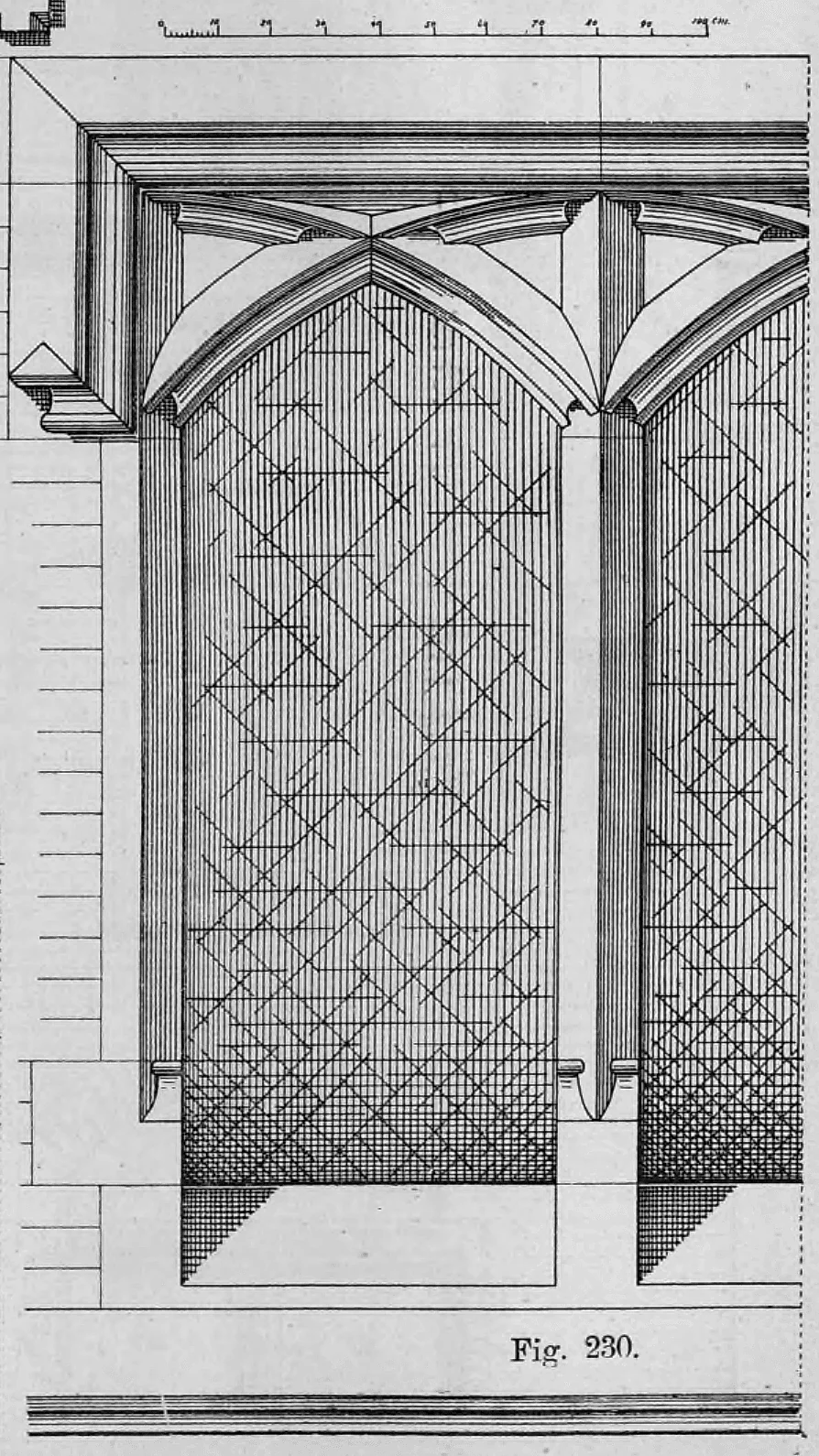 Fig. 230: Großformatiges Fenster mit gotisierendem Maßwerk und profiliertem Sturz.