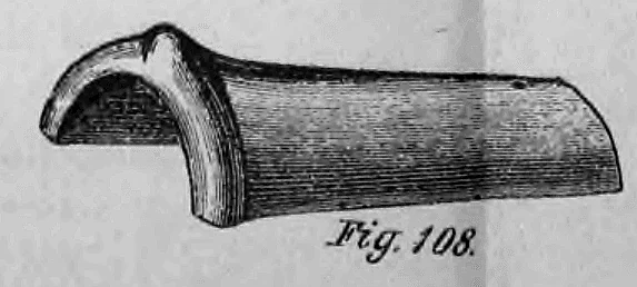 Fig. 108: Profilierter Firstziegel mit Überlappung.